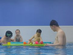 -龙格亲子游泳·水育早教运动中心(龙湾天街店)