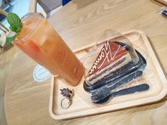 -藏猫猫咖啡主题馆(中央大道店)