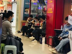 等位区-喜虾客·大虾火锅(郑州无限城店)