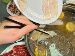 -官塘陈记鱼生·潮汕砂锅粥·牛肉火锅(潮枫路总店)