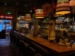-城墙外BAR