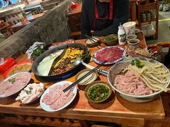 -周小明火锅(黑金冠社区店)