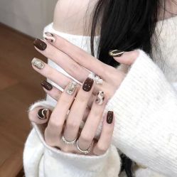-桃色美甲沙龙