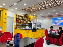 大堂-撒拉人家.酸菜牦牛肉火锅