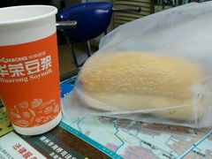 -华荣西饼屋(永护店)