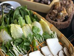-野菌皇海景野生菌火锅(滨海大道店)