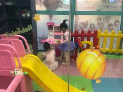 -Isee灰姑娘国际儿童艺术中心(证大·大拇指广场店)