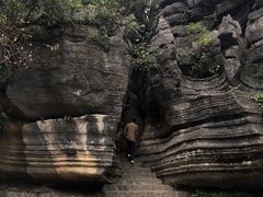 -梭布垭石林景区