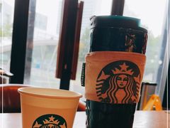 -星巴克臻选(莘庄仲盛店)