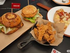 -必胜客(欢乐颂店)