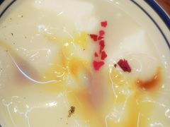 -云阿蛮云南生烫牛肉米线(奉贤路店)