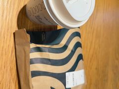 -星巴克(昆明机场III店)