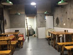 大堂-胡犇嗲单车烧烤(坡子街店)