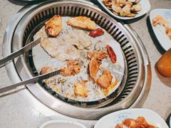 -金滏山烤肉·海鲜·火锅自助餐厅(襄阳万达店)