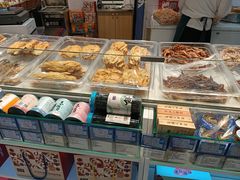 面包甜点陈列柜-水一方现烤鱿鱼丝大连特产(高新苏宁百货店)