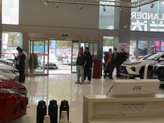 -广汽丰田武汉赛美佳4S店(黄浦店)