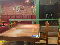 -玛格萝妮比萨屋(陆家浜路店)