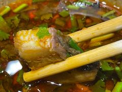 -肖肖酸萝卜鱼火锅(总店)