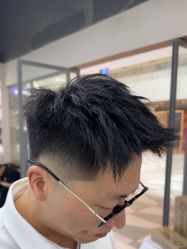 -尤司男士国潮理发馆