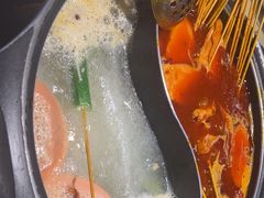 -钢管厂五区小郡肝串串香(蜀都万达店)