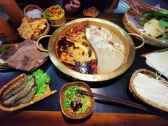 鸳鸯锅-欧阳小姐在成都(爱琴海店)