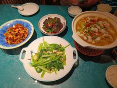 -呷湘厨·鱼汤捞饭·剁椒鱼头·辣椒炒肉(国家会展中心店)