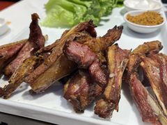 -小河公主秘制烤羊腿(小绿谷店)