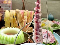 -得意咚瓜·顺德鱼生·冬瓜火锅(深圳首店)