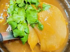 砂煲鲍翅-新加坡泰园村酒楼直营(新华路店)