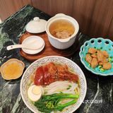 在广州！一人食！一大碗烧鹅濑太治愈了