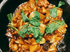 鲍鱼焖鸡-粤·啫啫