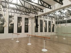 -无界瑜伽普拉提