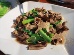 -峡谷农家乐饭店