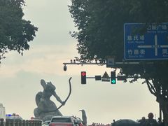-巴陵广场