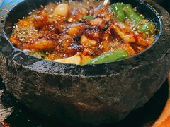 石锅杭椒牛蛙-桂满陇-西湖船宴(西单大悦城店)