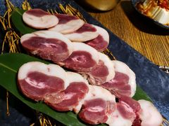 -鑫釜山海鲜烧烤(鑫丰国际店)