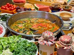 -快活林酸汤鱼鲜品火锅店(甲秀楼店)