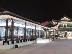 -慈城服务区-停车场