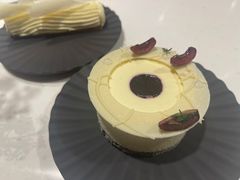 樱桃意式鲜奶酪-潮一不贰·法式甜品·生日蛋糕·西式简餐(外滩店)