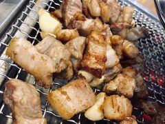 -肉甲韩国木炭烤肉(新壹街1店)