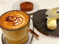 -潮一不贰·法式甜品·生日蛋糕·西式简餐(外滩店)