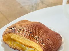 -VERIE BAKEHOUSE