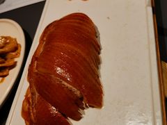 酥不腻烤鸭-小大董·烤鸭(观景餐厅·南京西路店)