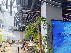 -肆季荟·SEASONS(江苏电视塔店)