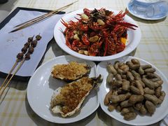 -527烧烤·龙虾·精酿酒(小石城美乐城店)