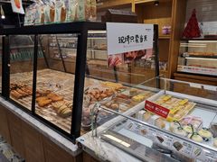 面包甜点陈列柜-聚香园(北濠桥店)