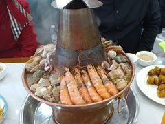 -一口猪海鲜浑锅·东北家常菜