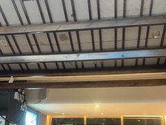 -阿瓦山寨·湘菜现炒·剁椒鱼头王(咸阳总店)