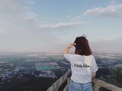 -鬼笑石后山停车场