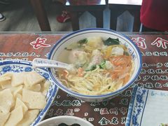 -长人馄饨铺(解放街店)